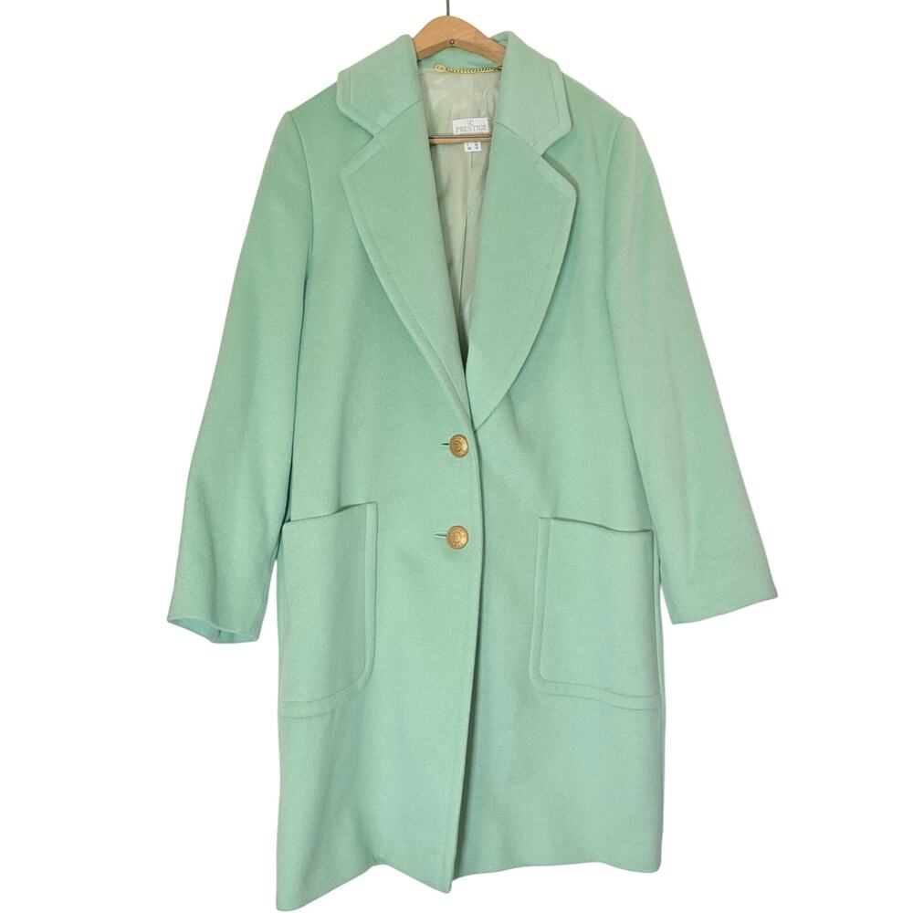 VTG Prestige Paris womens light green overcoat Single breast, gold buttons. Sz 8